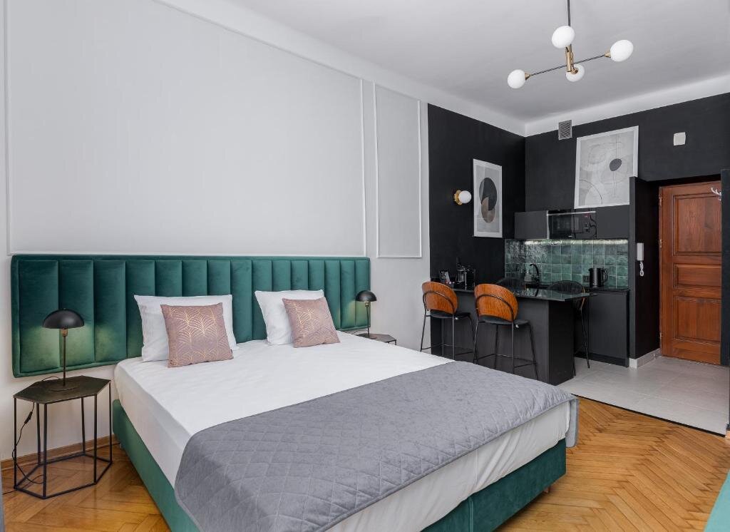 Premium Suite with balcony and with city view Wawel Boutique Residence - Krakow Old Town