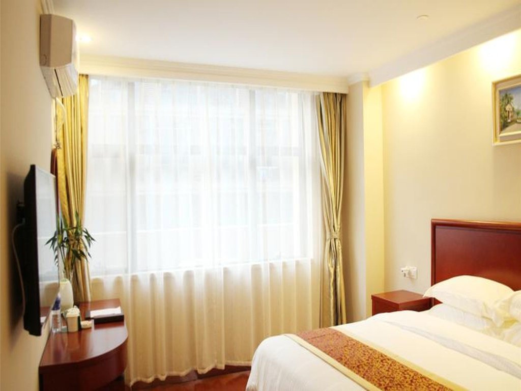 Номер Standard GreenTree Inn AnHui ChiZhou PingTian Lake QingFeng Avenue Business Hotel