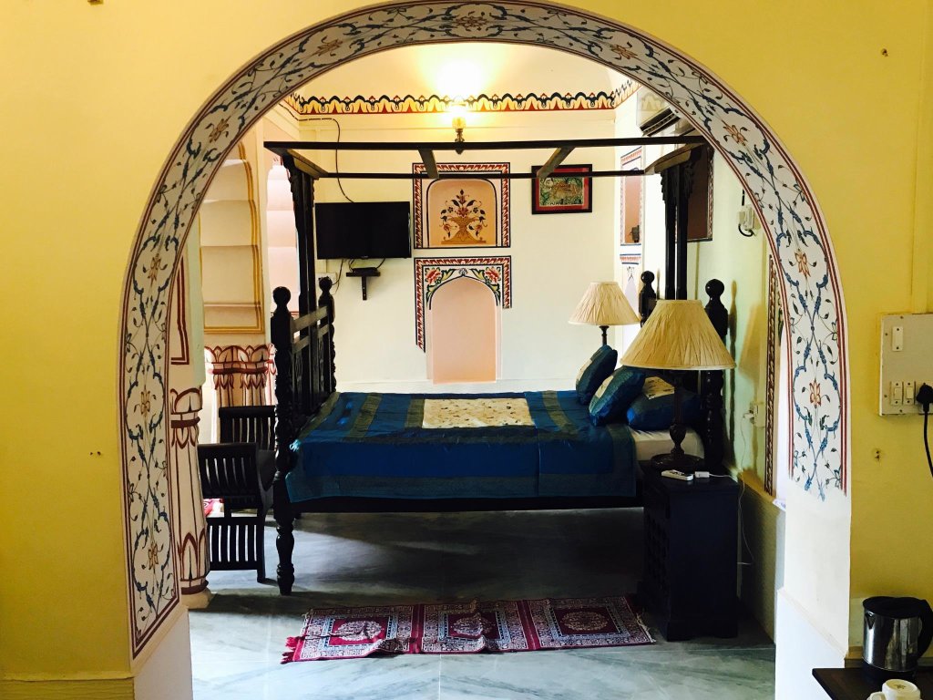 Deluxe room Hotel Shahi Palace