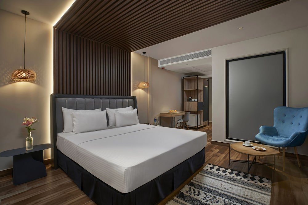 1 Bedroom Deluxe Basement room with garden view Avataara Resort & Spa