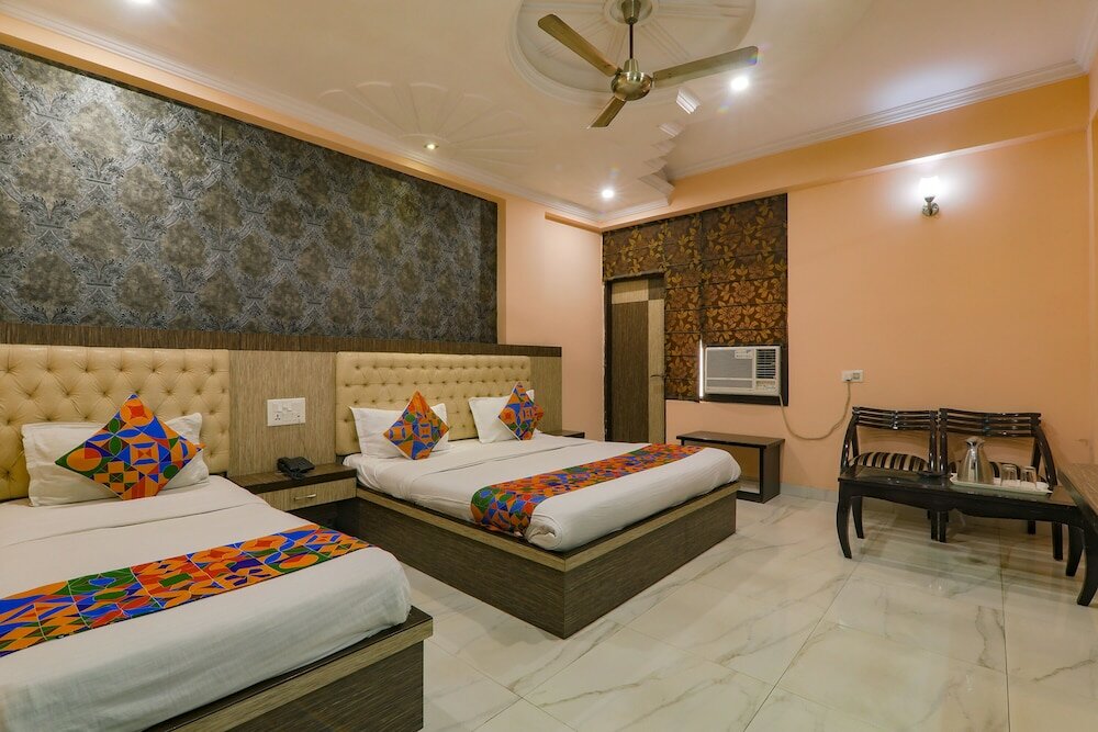 Standard room Hotel Govinda Royal