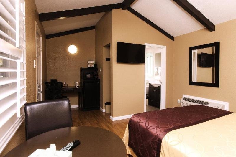 Deluxe Zimmer Tri Valley Inn & Suites, Pleasanton