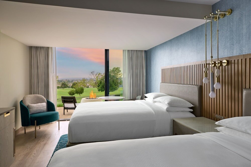Habitación cuádruple Estándar con vista al golf VEA Newport Beach, a Marriott Resort & Spa