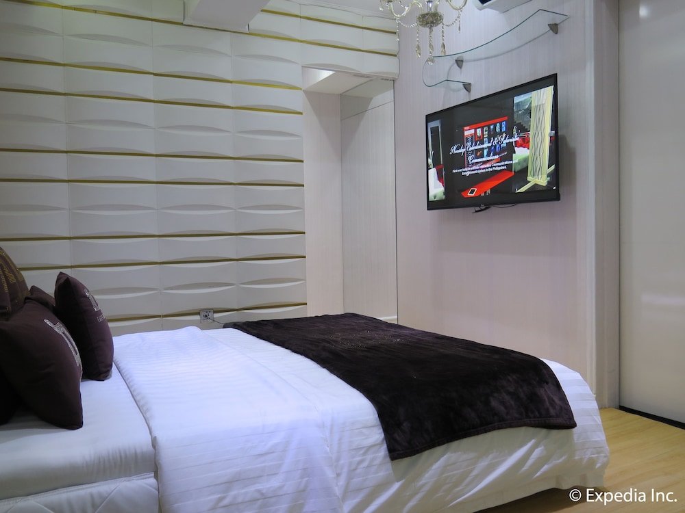 Апартаменты Luxury с 2 комнатами Luks Lofts Hotel & Residences