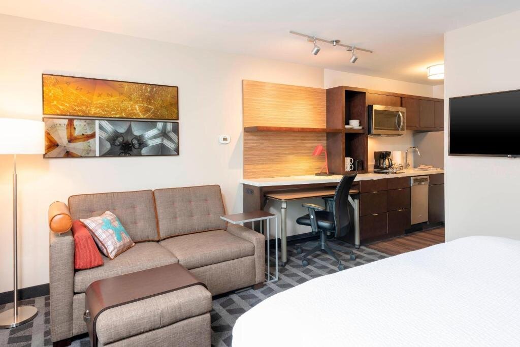 Studio TownePlace Suites by Marriott Louisville North