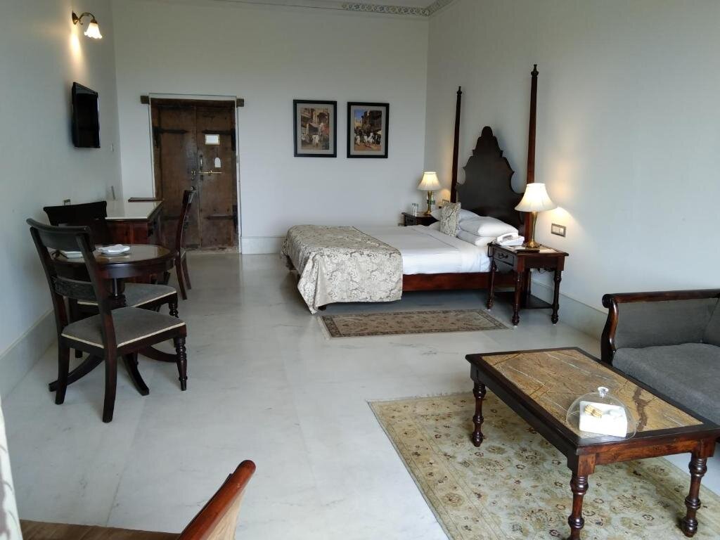 Superior Doppel Zimmer mit Bergblick Fateh Garh Resort