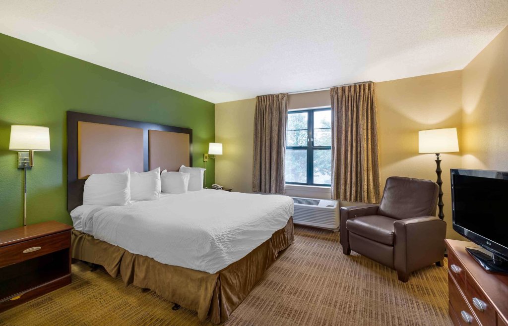 Suite Extended Stay America Suites - Akron - Copley - East