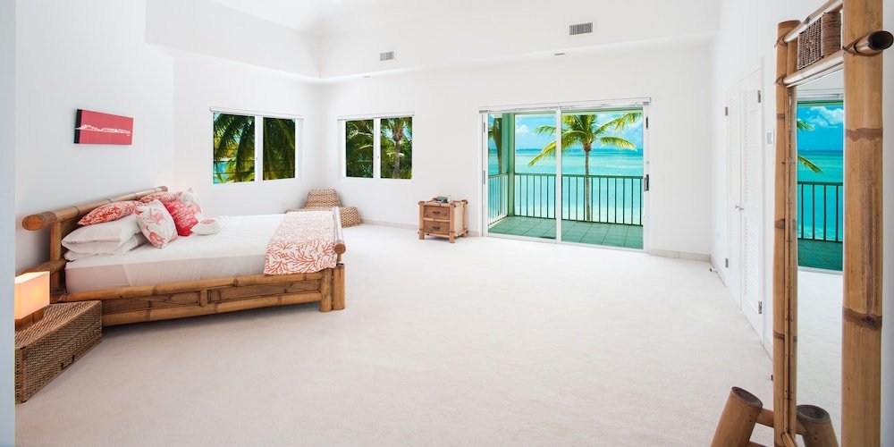 Вилла Kai Zen Villa by Grand Cayman Villas & Condos