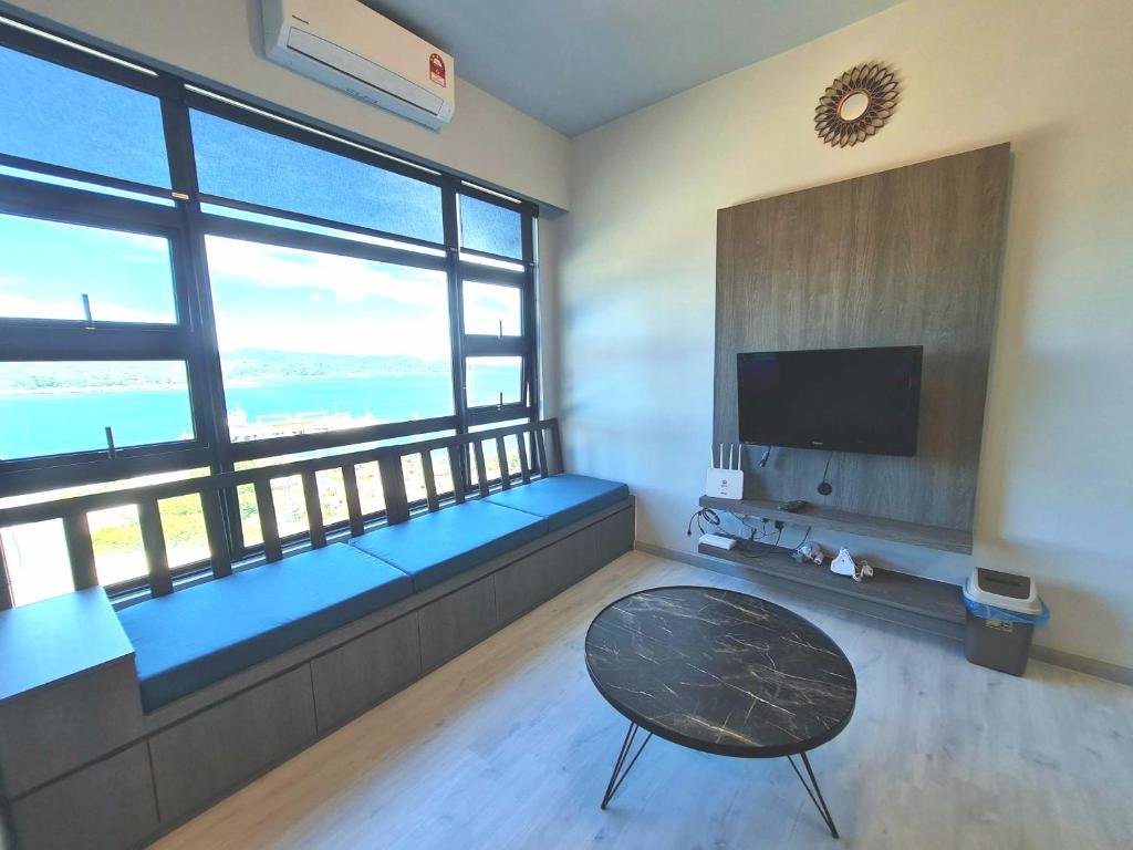 Апартаменты с 2 комнатами Sunset Seaview Vacation Condos @ Jesselton Quay