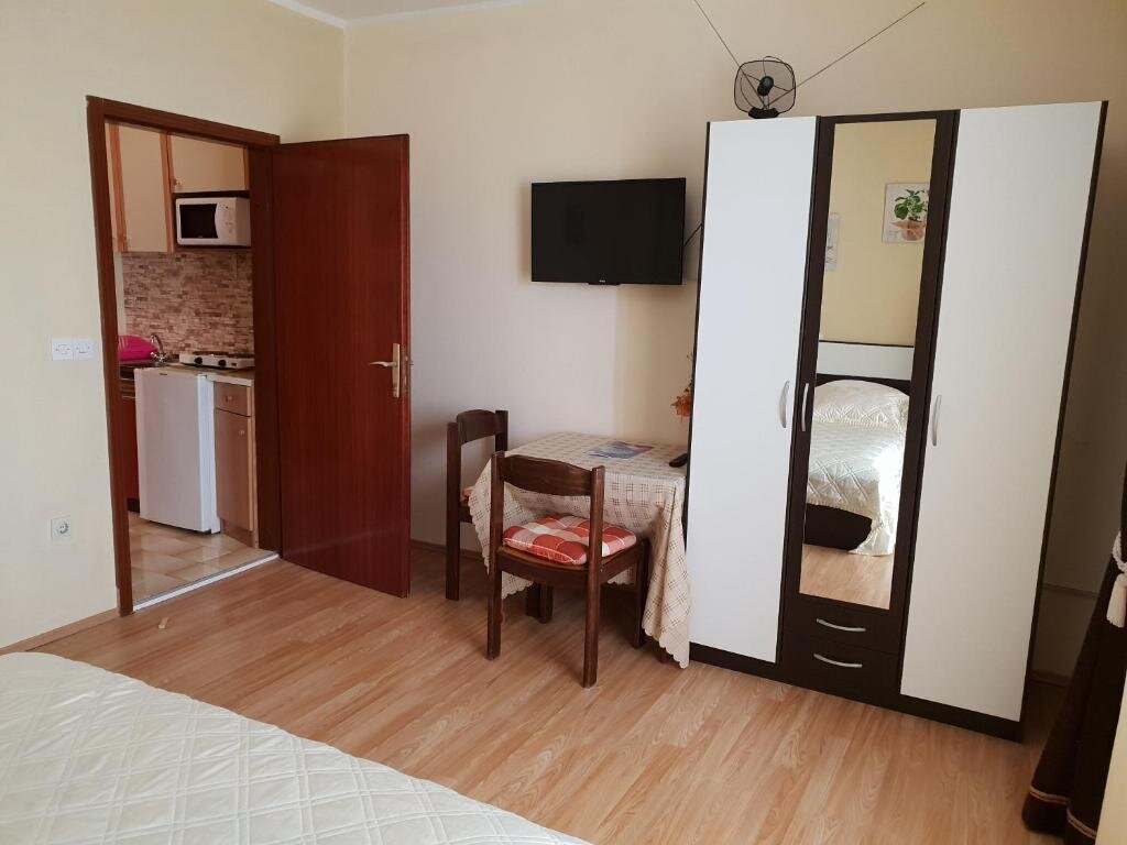 1 Bedroom Apartment Apartments Branko Zadar