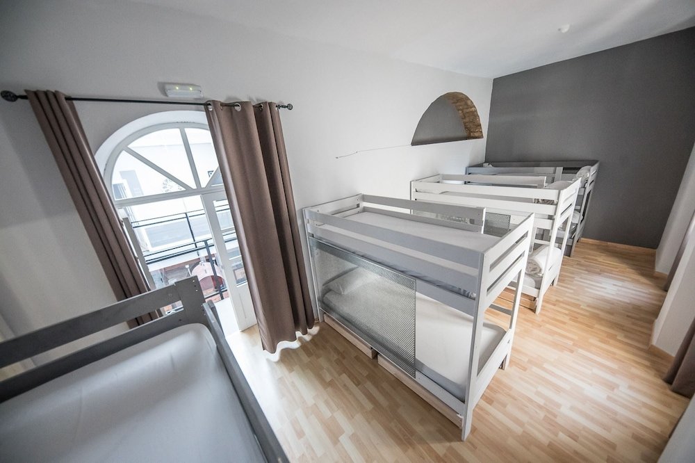 Bed in Dorm (female dorm) Factory Rooms Tarifa - Hostel