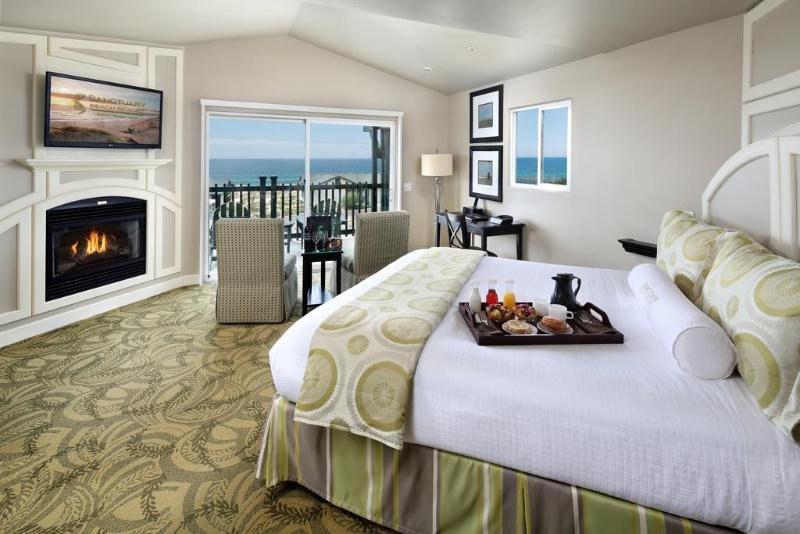 Standard Double room with balcony Sanctuary Beach Resort