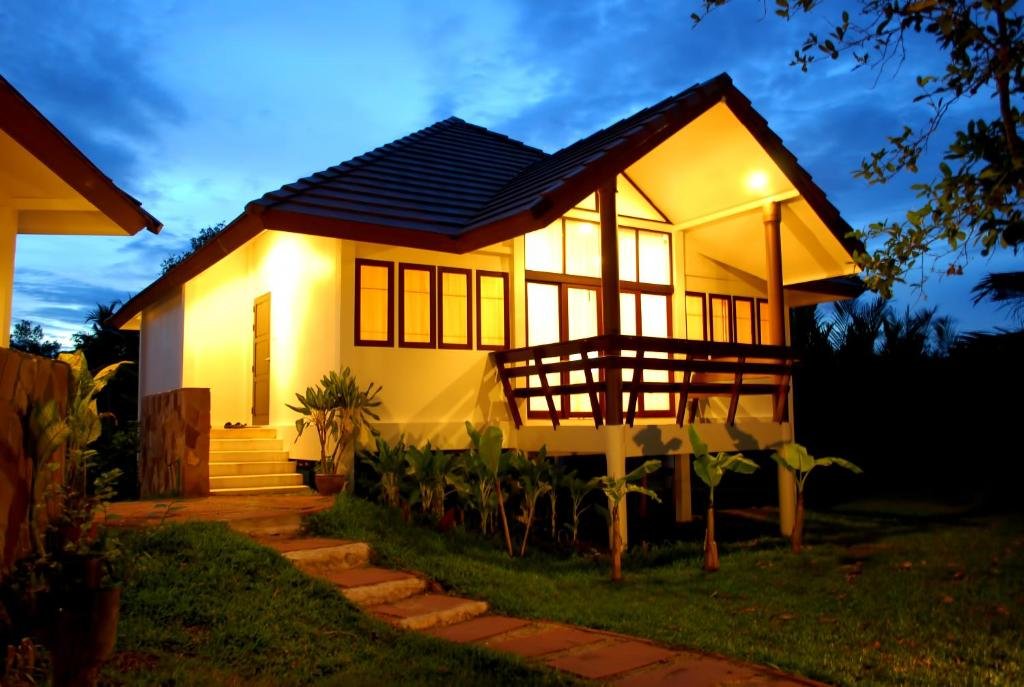 Villa 2 dormitorios con vista al río Baan Suan Nuanta