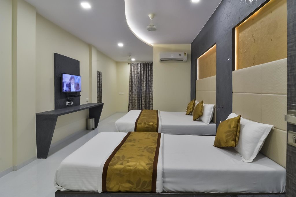 Номер Deluxe Hotel Aroma- Dadar