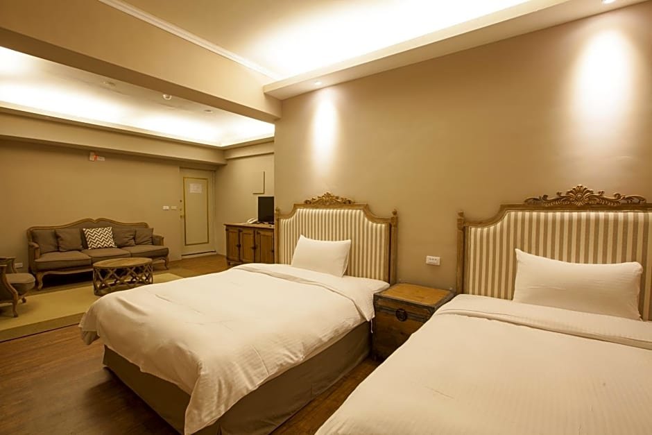 Deluxe Quadruple room Chihpen Hotel Royal Kingdom