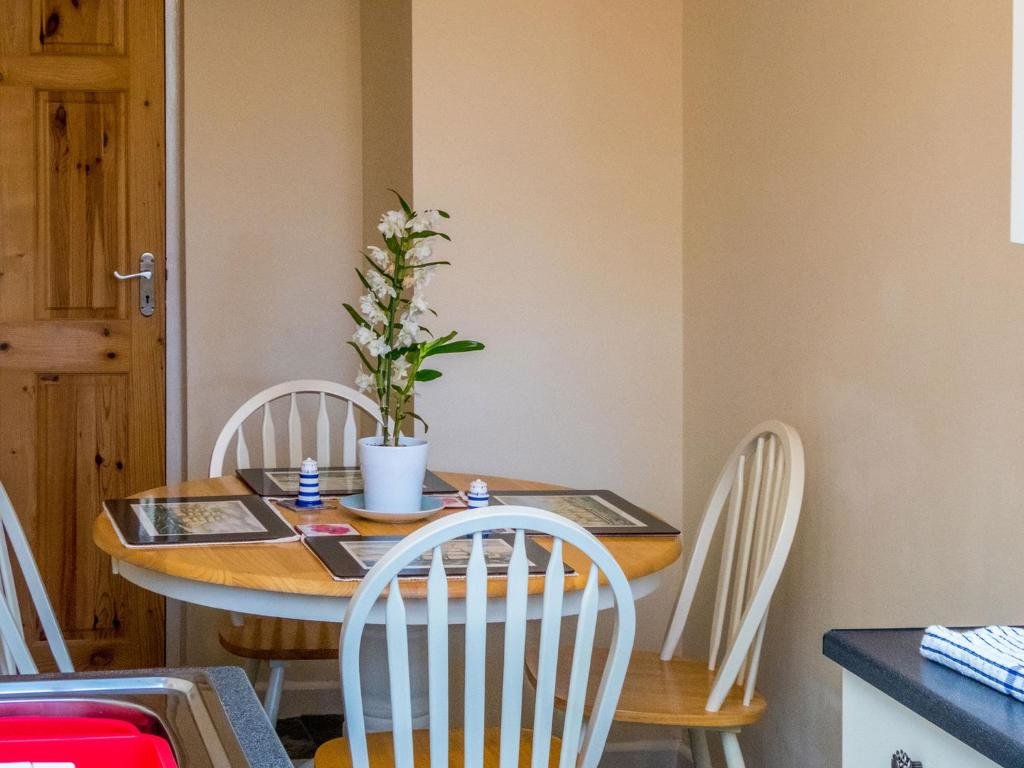Apartment with sea view Looe Self Catering