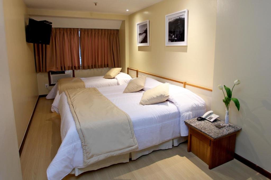 Standard Zimmer Mengo Palace Hotel