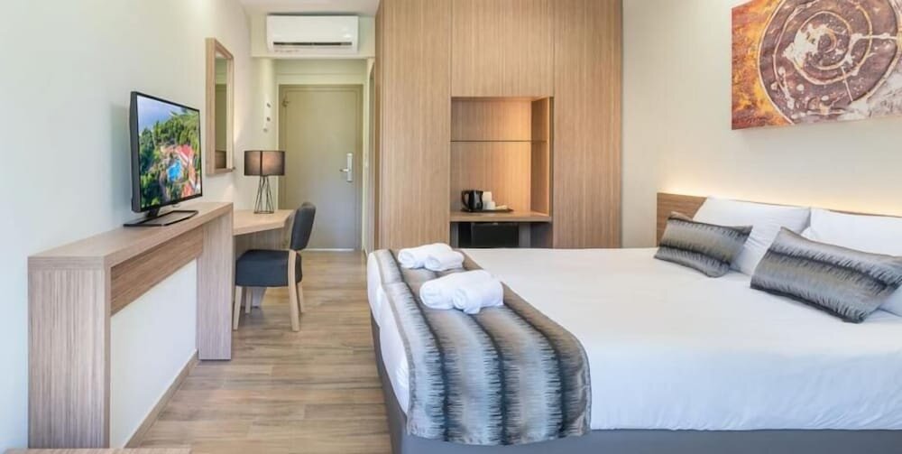 Supérieure double chambre avec balcon et Vue jardin Poseidon Resort Hotel