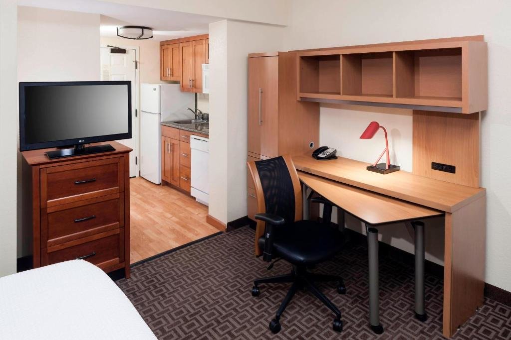 Doppel Studio TownePlace Suites by Marriott Suffolk Chesapeake