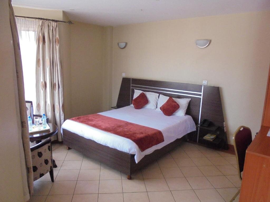 Suite 1 Schlafzimmer Nairobi Transit Hotel