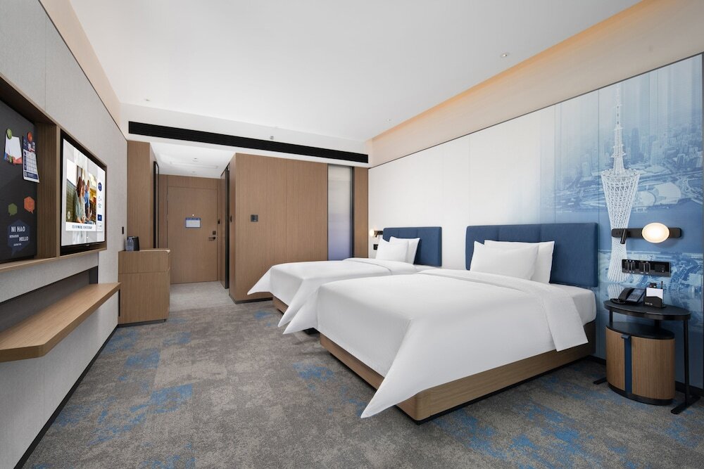 Двухместный номер Comfort Hampton by Hilton Renhe Baiyun Airport