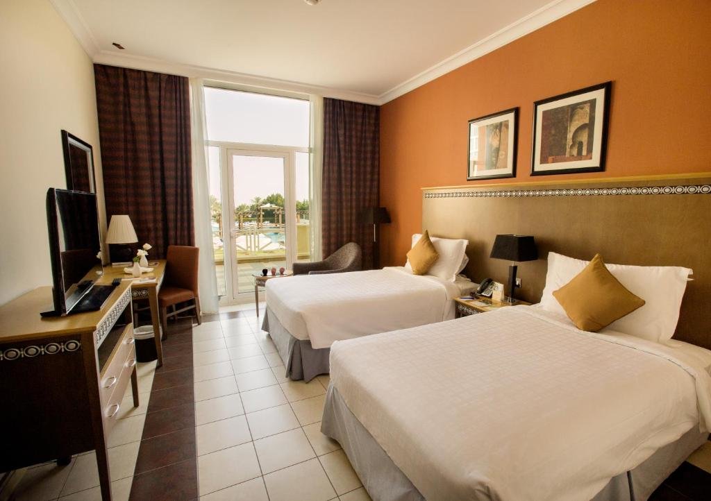 Номер Standard с 2 комнатами Copthorne Al Jahra Hotel & Resort