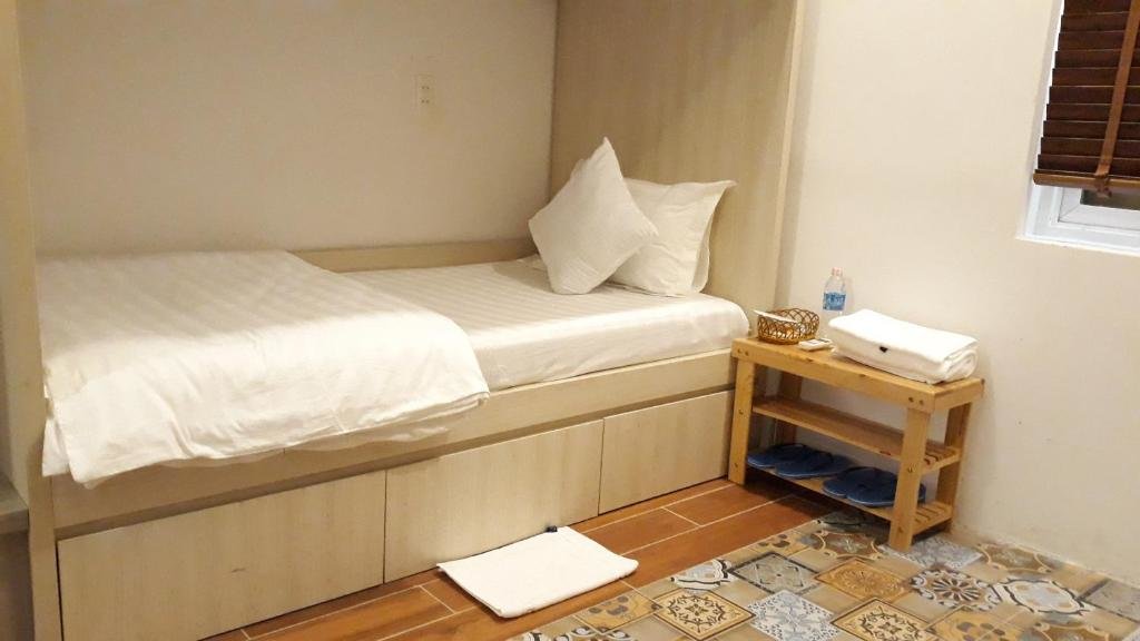 Кровать в общем номере Linh Phuong 5 Hotel