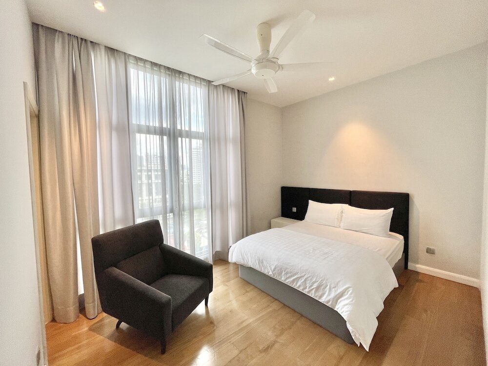 Deluxe Apartment Damai 88 Suites