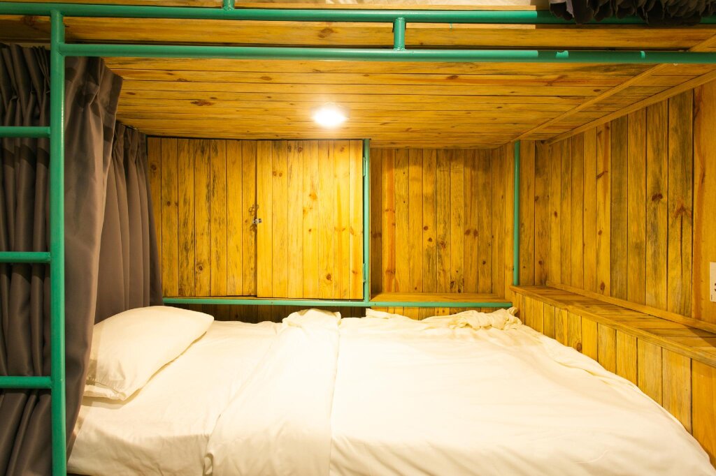 Кровать в общем номере DGreen Hostel