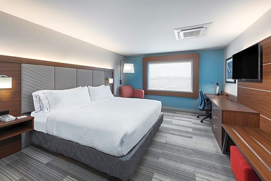 Двухместный люкс c 1 комнатой Holiday Inn Express & Suites West Plains Southwest, an IHG Hotel
