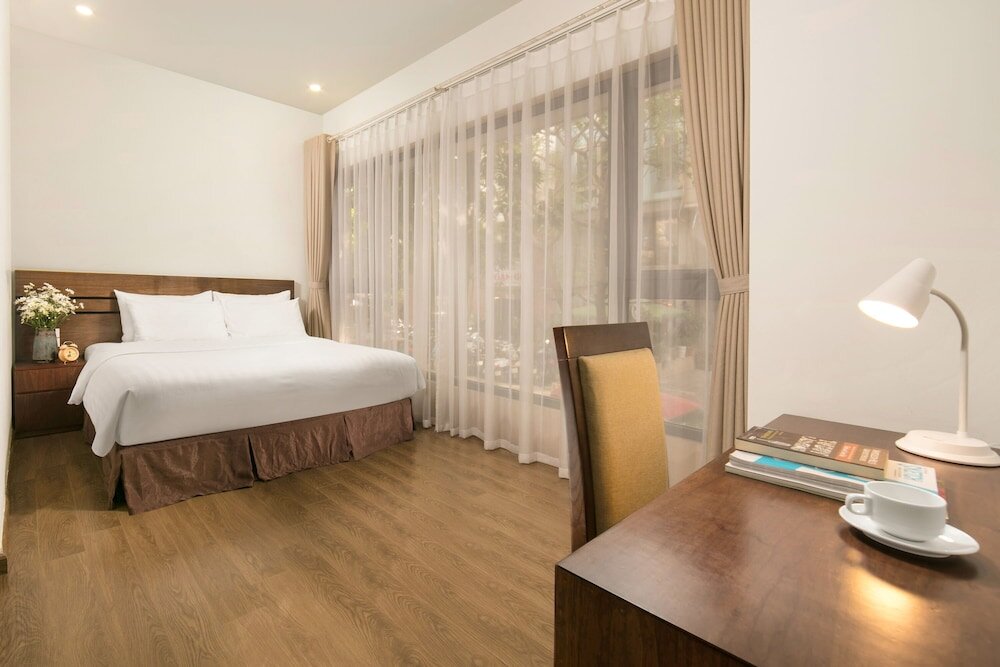 Superior Apartment Poonsa Duy Tan Hotel and Serviced Apartment