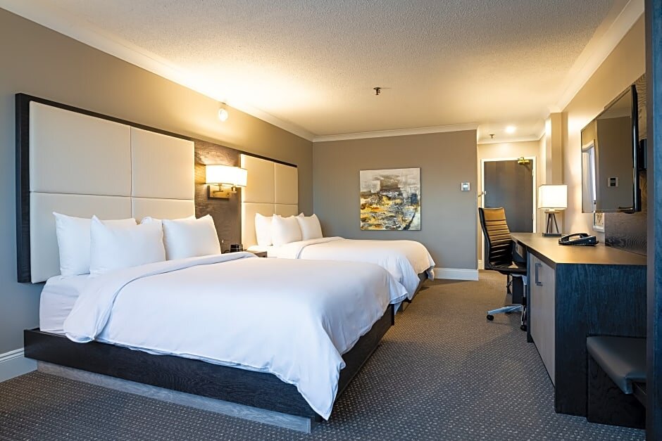 Двухместный номер Premium Crowne Plaza Hotel Moncton Downtown, an IHG Hotel