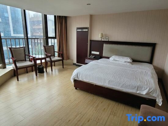 Business Suite Honghua Lake Holiday Hotel