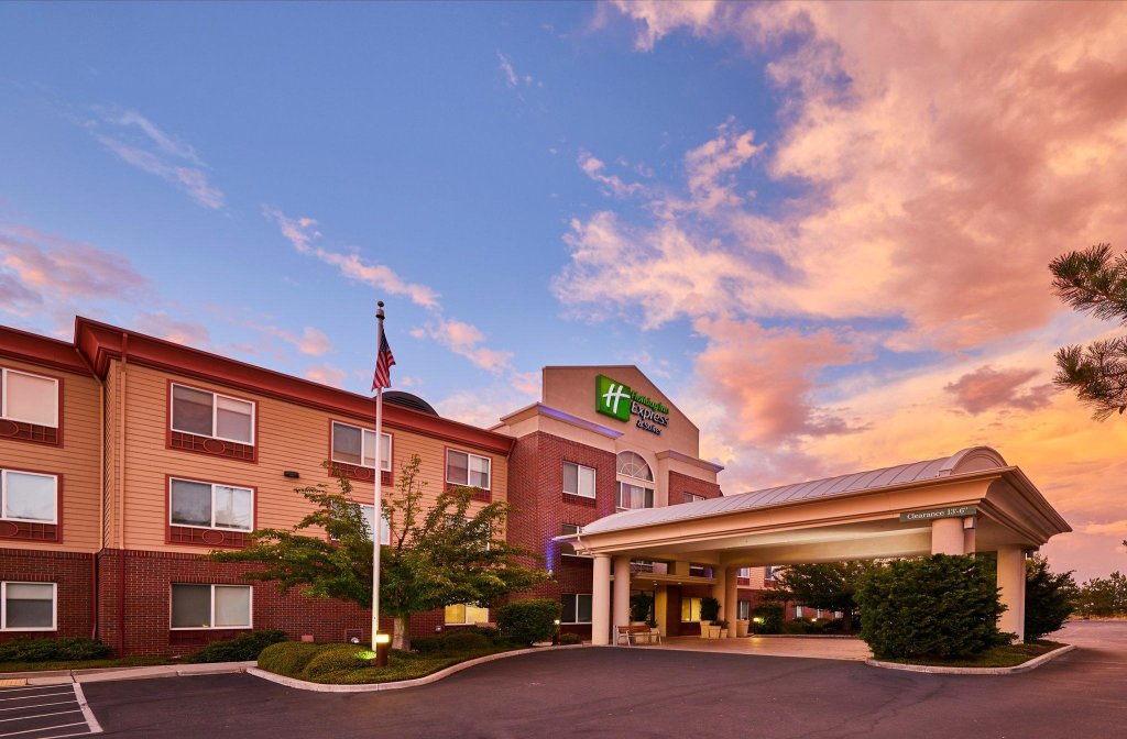 Standard Double room Holiday Inn Express Hotel & Suites Medford-Central Point, an IHG Hotel
