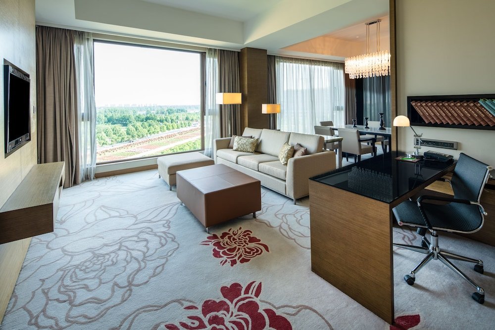 Suite Holiday Inn Nanyang, an IHG Hotel