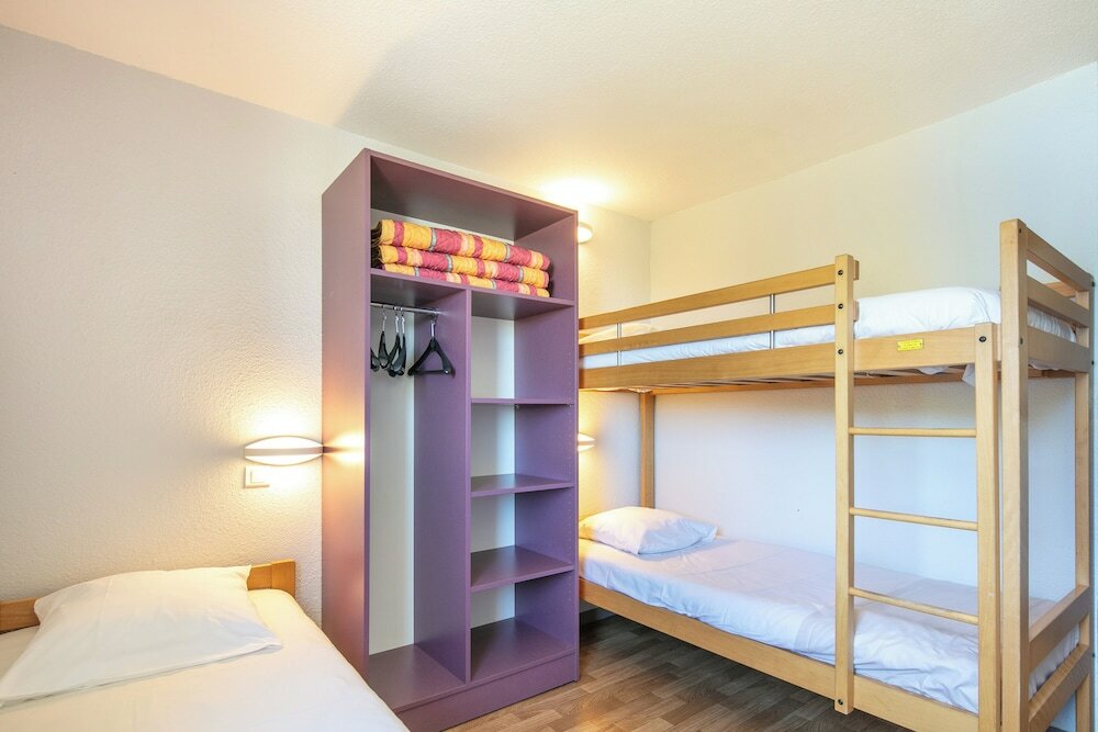 4 Bedrooms Apartment VVF Les 7 Laux Massif de Belledonne