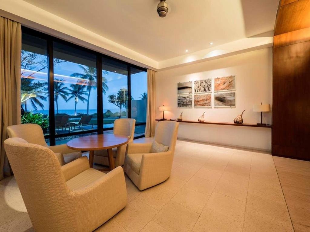 Вилла Luxury Ocean View Villas - Residence by Danatrip