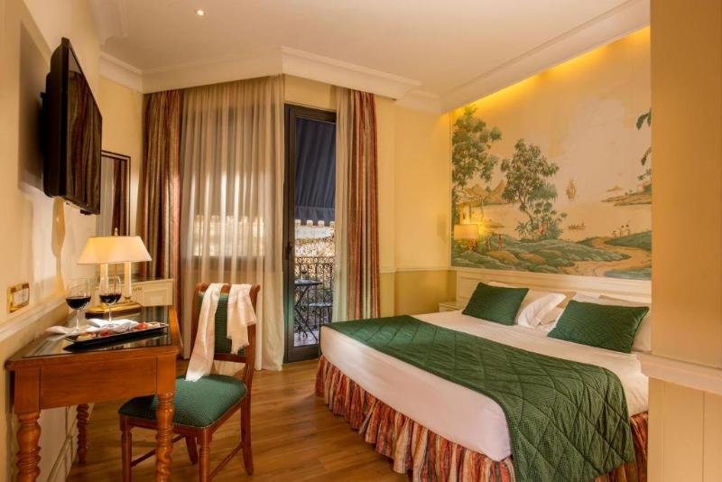 Двухместный номер Standard Donna Laura Palace by OMNIA hotels