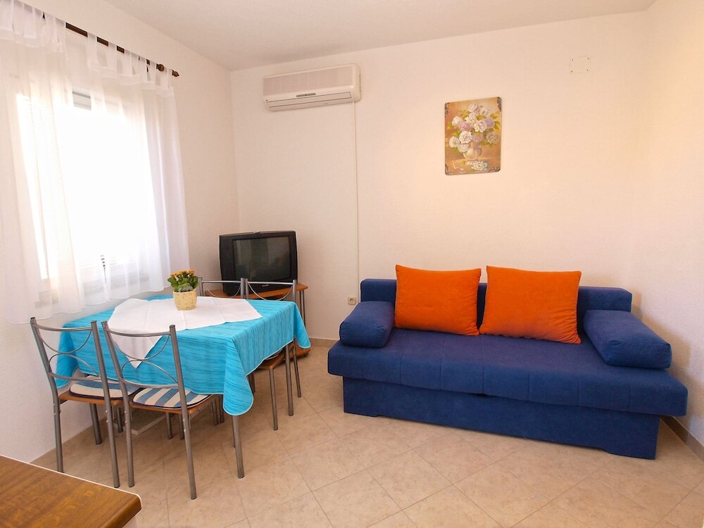Apartment Apartment Mila 395