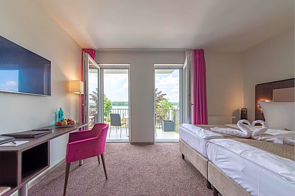 Standard room with balcony and with sea view Fontane Hotel