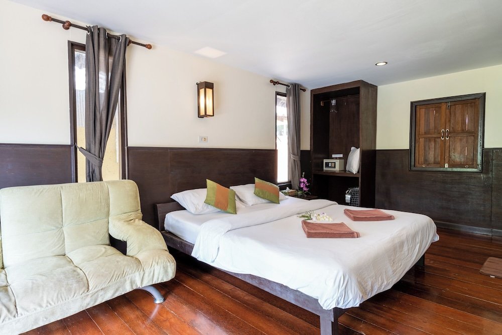 Deluxe Familie Bungalow 2 Schlafzimmer mit Balkon Mook Lanta Eco Resort