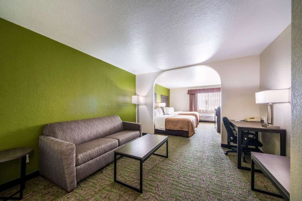 Standard Double room Quality Suites San Antonio