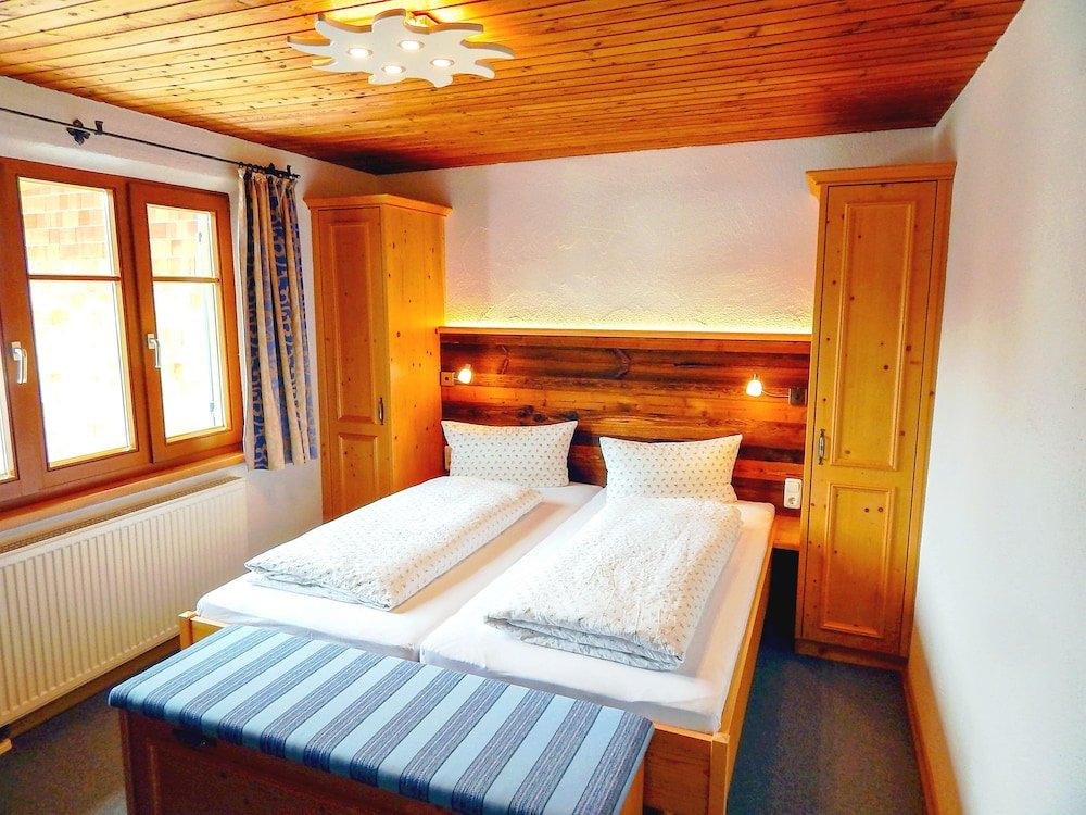 Standard Double room with mountain view Berggasthof Sonne Allgäu