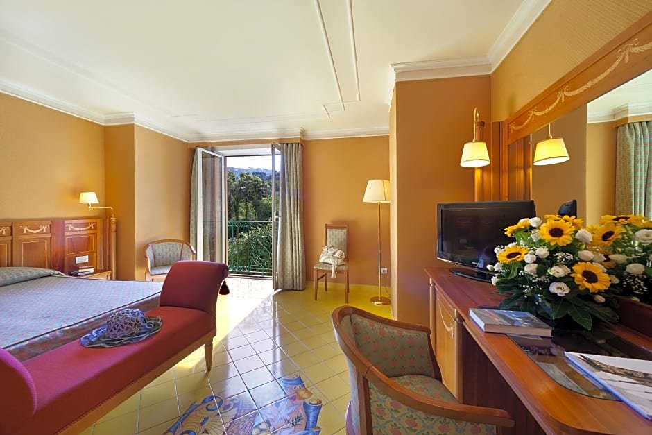 Suite Grand Hotel La Pace