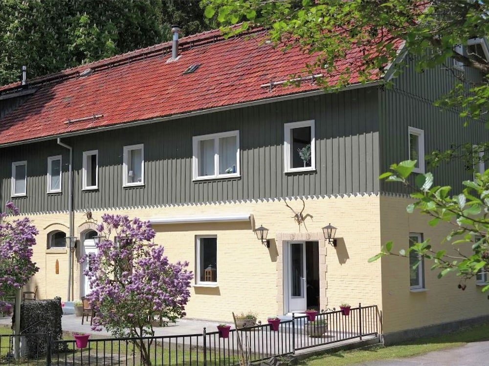 Апартаменты Beautiful apartment in a former coach house in the Harz