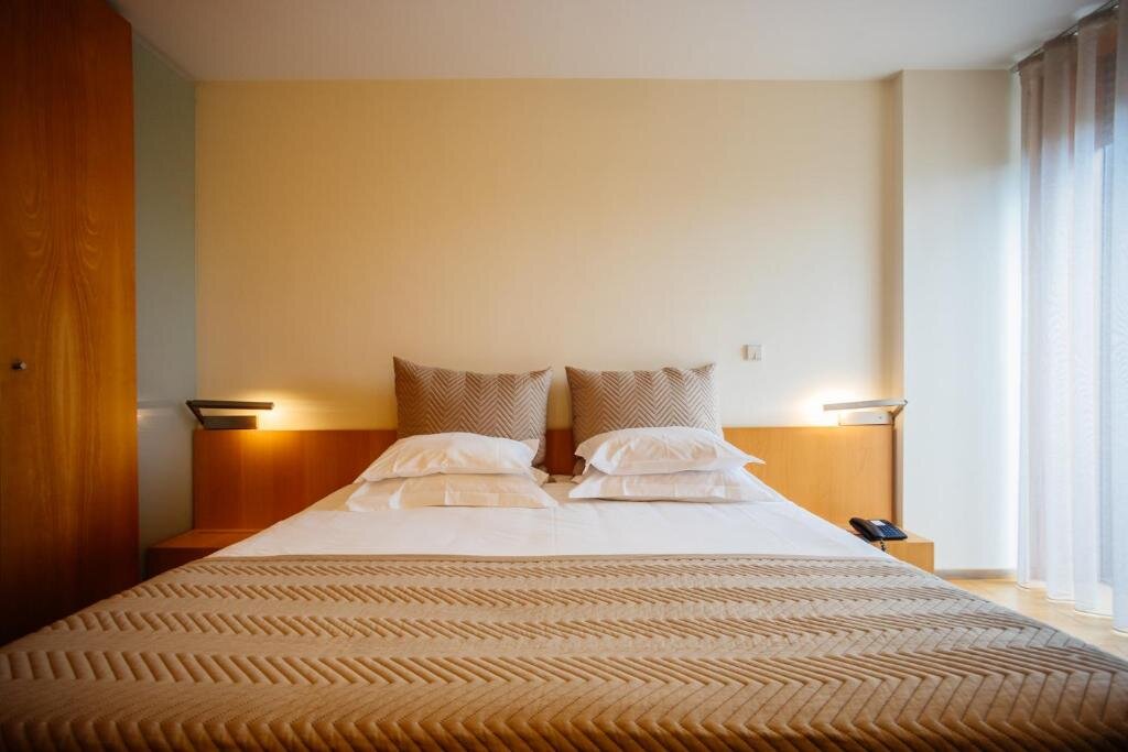 Standard Double room with garden view Axis Ponte de Lima Golf Resort Hotel