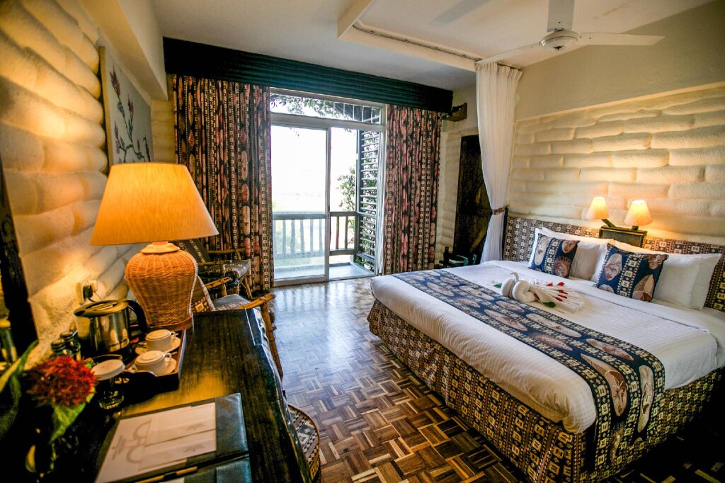 Standard Doppel Zimmer mit Balkon Taita Hills Safari Resort and Lodge