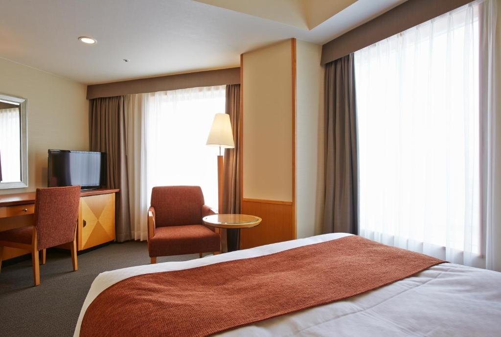 Двухместный номер Economy JR Hotel Clement Takamatsu