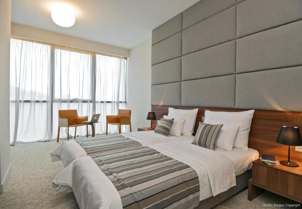 Superior Doppel Zimmer mit Stadtblick Priska Med Luxury Rooms