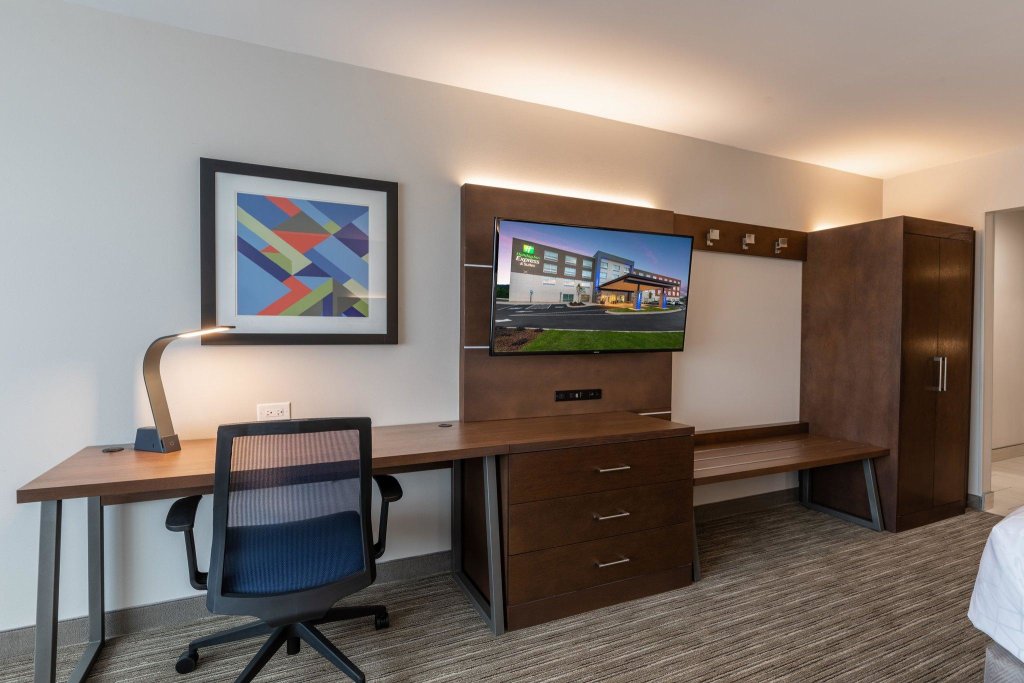 Номер Standard Holiday Inn Express And Suites Greenville - Taylors, an IHG Hotel